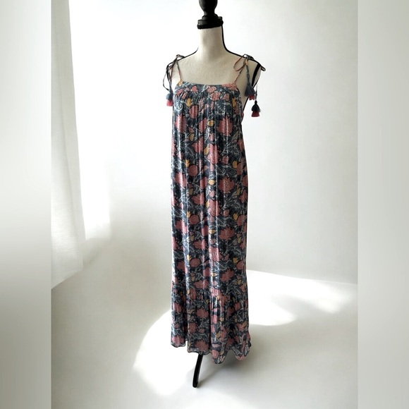 LOFT Dresses & Skirts - Women's LOFT Floral Tassel Tie Sleeve Ruffle Hem Boho Maxi dress size small